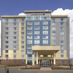 Hampton Inn by Hilton Calgary Airport North, hotel in Calgary