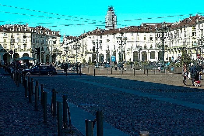 Piazza Vittorio Veneto image
