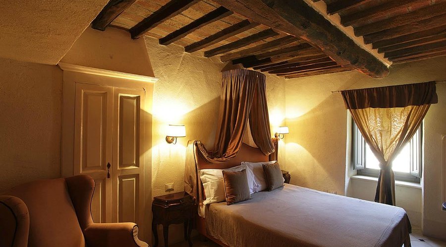 B&B
