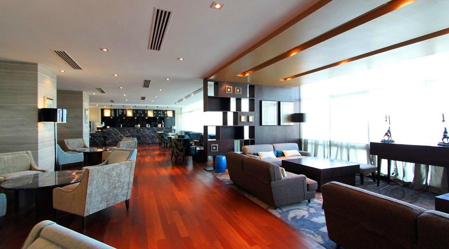 Piano Lounge