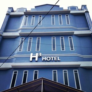Hotel Building