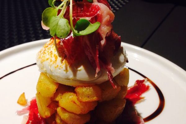 Huevos con jamon