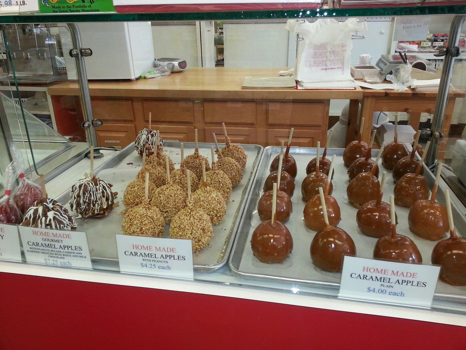 COUNTRY CANDY KITCHEN, Pigeon Forge - Restaurant Reviews, Photos ...