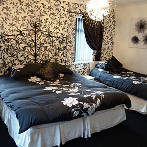 Room had black and white theme throughout