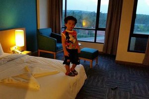 Room & Suite