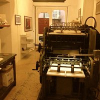 Stampa tipografica con caratteri mobili in piombo