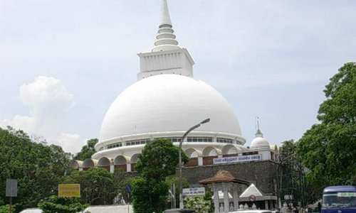 Stupa  in Kalutara