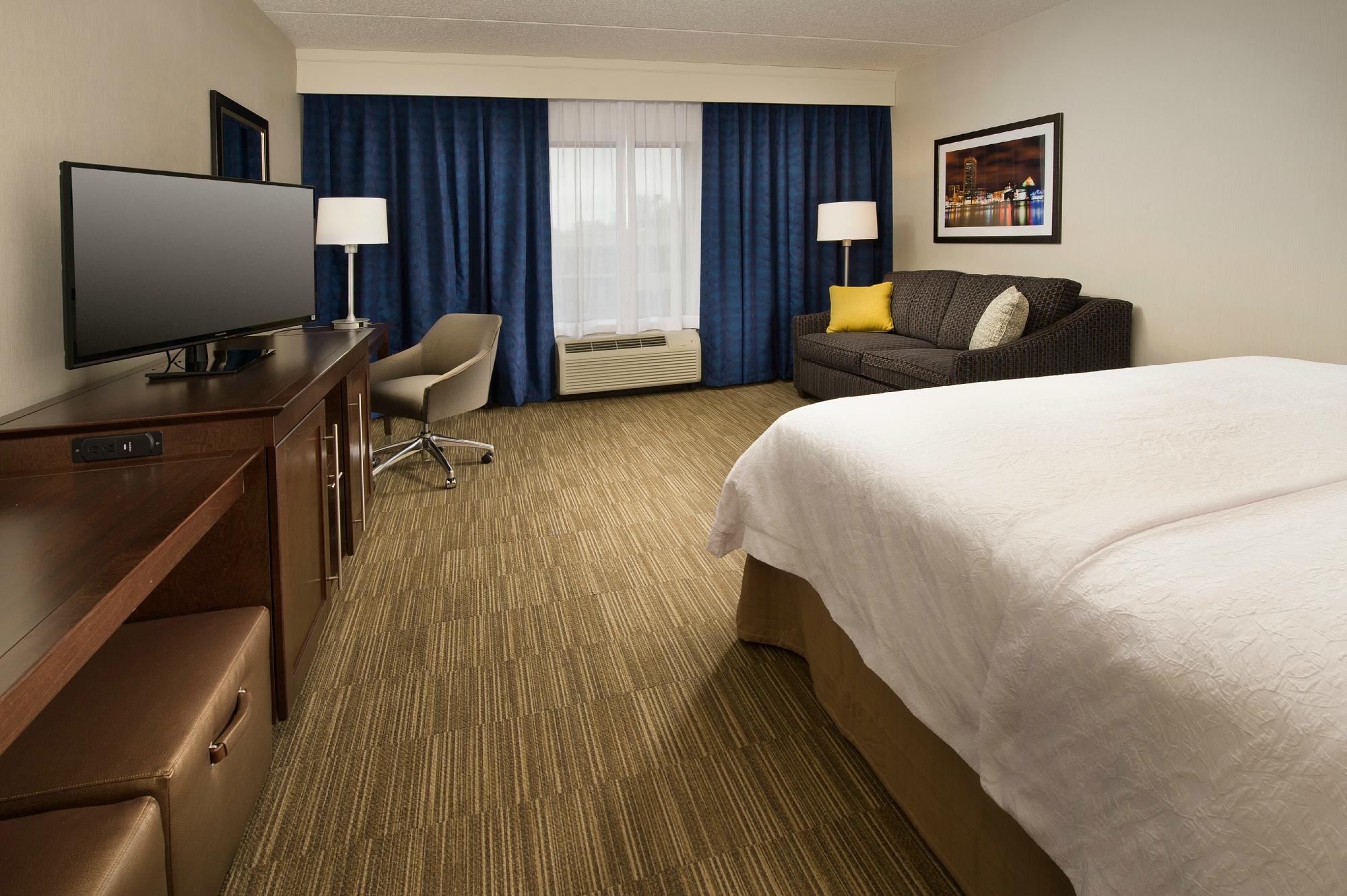 Hotel photo 4 of Hampton Inn & Suites Baltimore / Woodlawn.