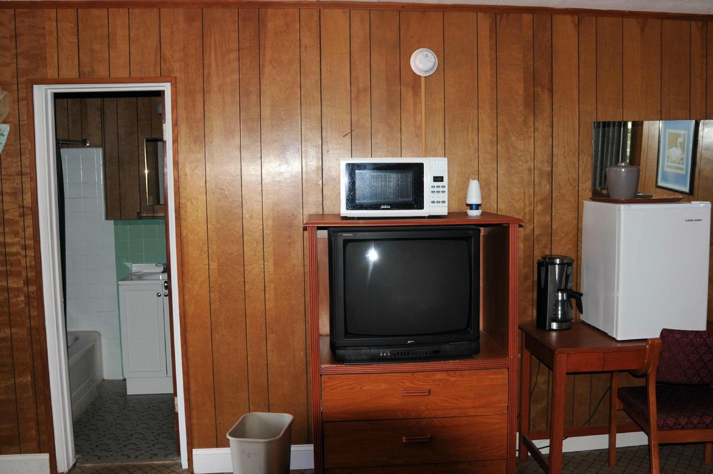 MULL'S INN Motel Reviews (Hiawassee, GA)