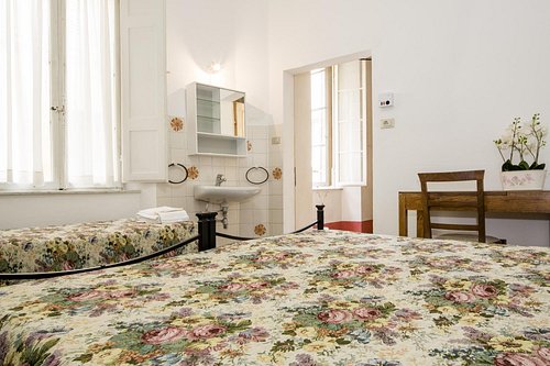 HOTEL TRE DONZELLE $58 ($̶8̶1̶) - Prices & Reviews - Siena, Italy