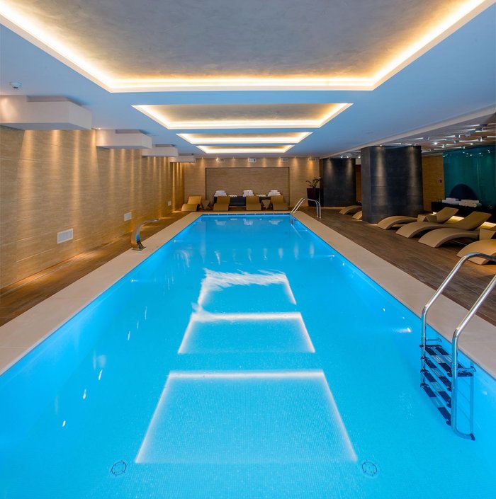 Kronwell Brasov Hotel Pool Pictures & Reviews - Tripadvisor