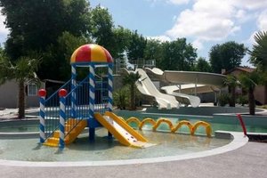 Piscine et plage