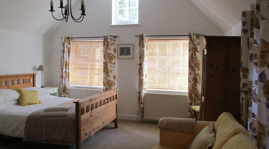Downstairs double bedroom
