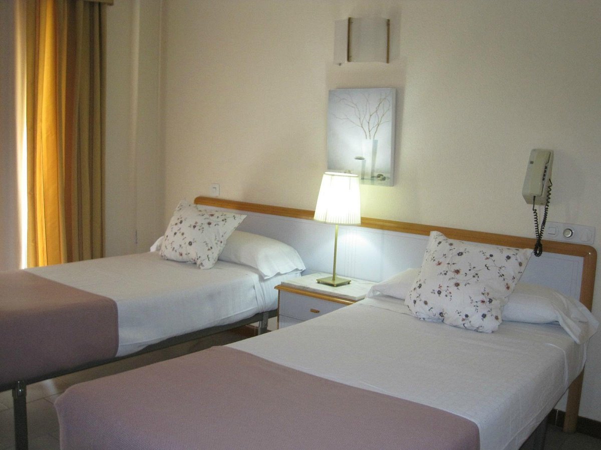 Hostal Arba, hotel en Alcobendas
