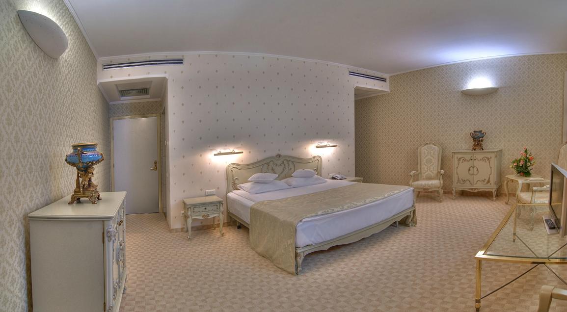Hotel photo 3 of Continental Forum Sibiu.