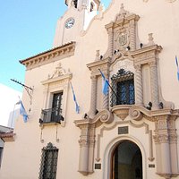 Fachada Colegio Nacional de Monserrat
