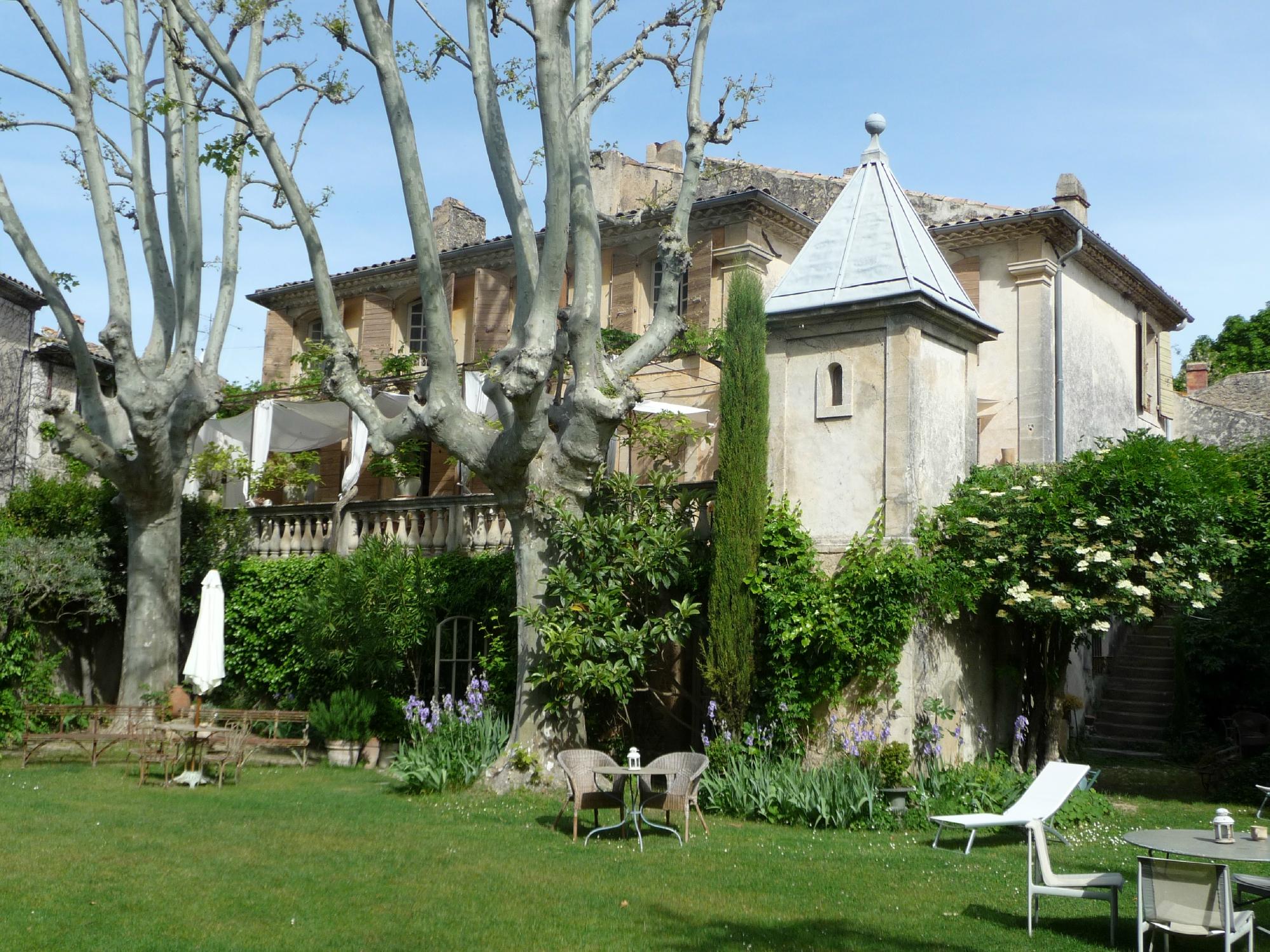 Villa Saint Louis B&B (Lourmarin) : Tarifs 2021 Mis à Jour, 13 Avis Et ...