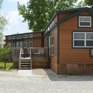 Deluxe Lodges