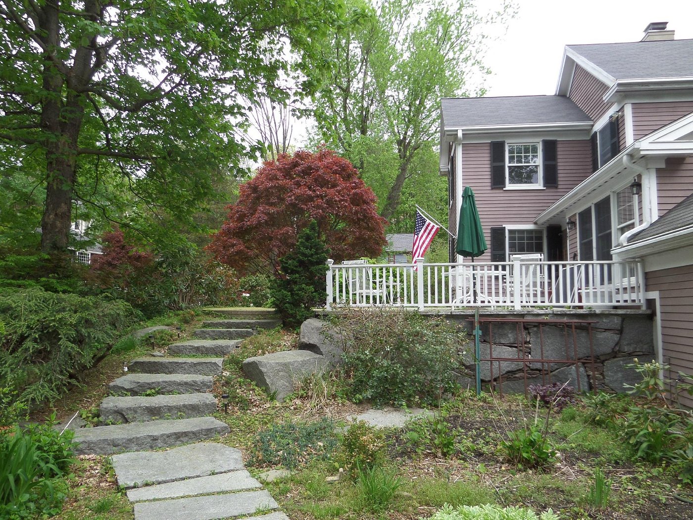 THIS OLD HOUSE BED & BREAKFAST (Lexington, MA) opiniones y precios