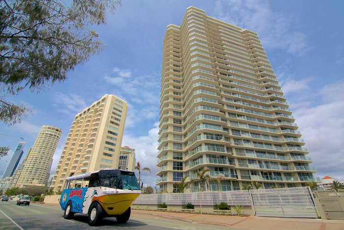 Surf's up in Surfers Paradise - Holiday Insider