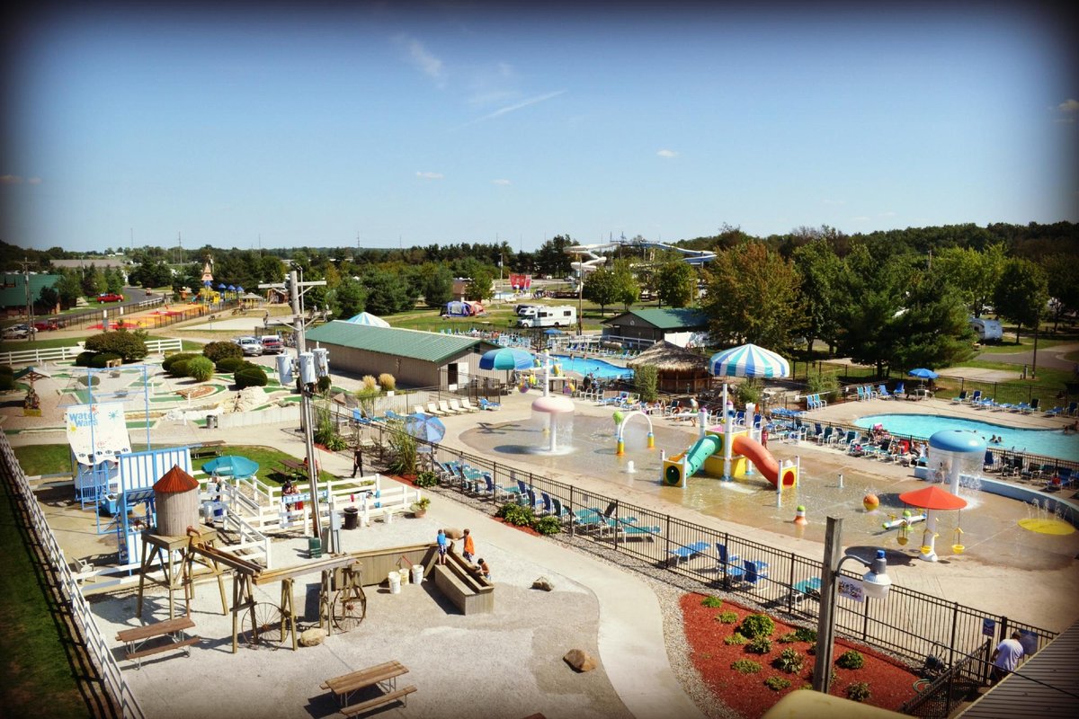 YOGI BEAR'S JELLYSTONE PARK CAMP RESORT AT BARTON LAKE Hotel (Fremont