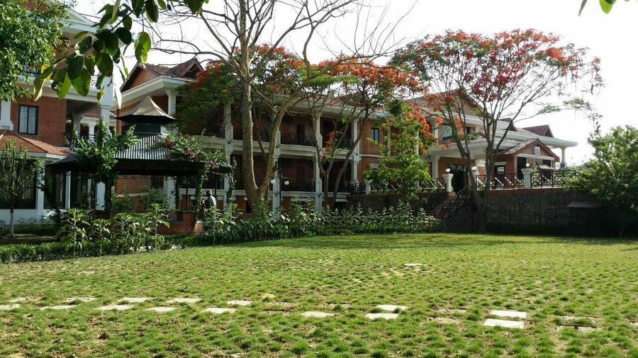 Spring View of Buddha Maya Gardens