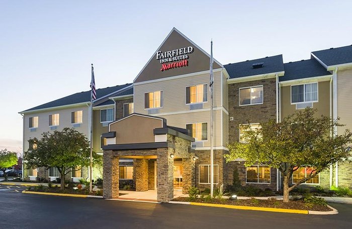 FAIRFIELD INN & SUITES CHICAGO NAPERVILLE/AURORA - Prices & Hotel ...