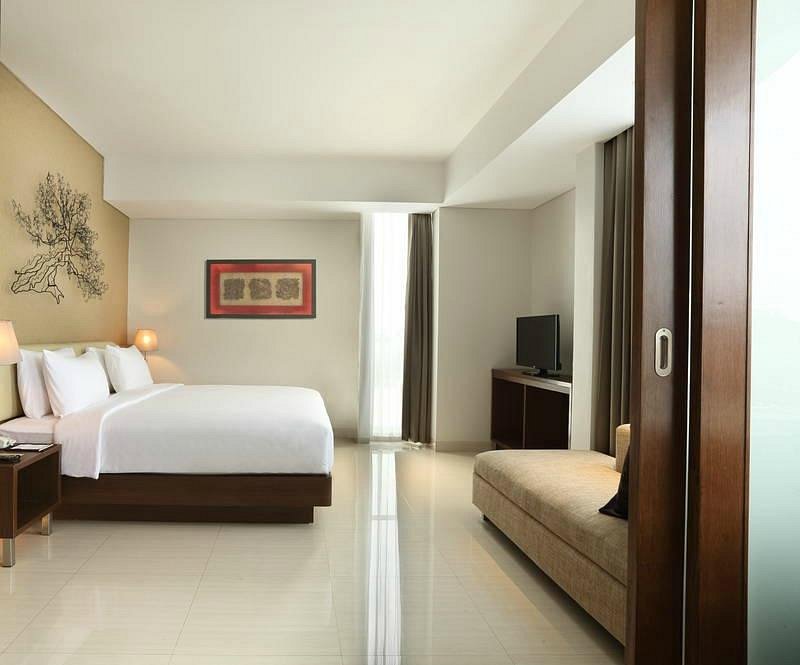 HOTEL SANTIKA PREMIERE KOTA HARAPAN INDAH (Bekasi, Indonesia) Ulasan
