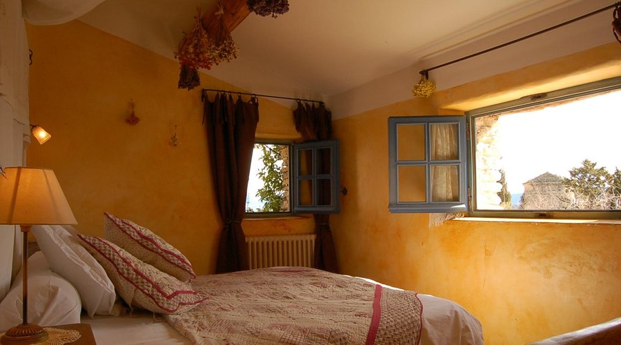 MAS DE LA BEAUME - Updated 2025 Prices & B&B Reviews (Gordes, France) MAS DE LA BEAUME - Updated 2025 Prices &  B&B Reviews... 