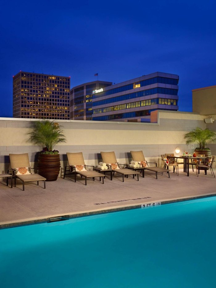 The Royal Sonesta Houston Galleria Pool Pictures & Reviews Tripadvisor