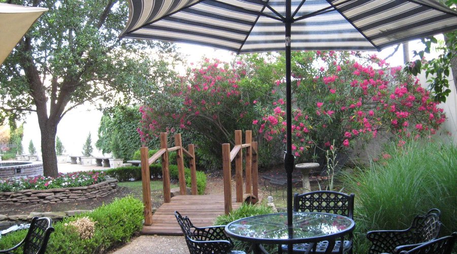 Old Capitol Inn
