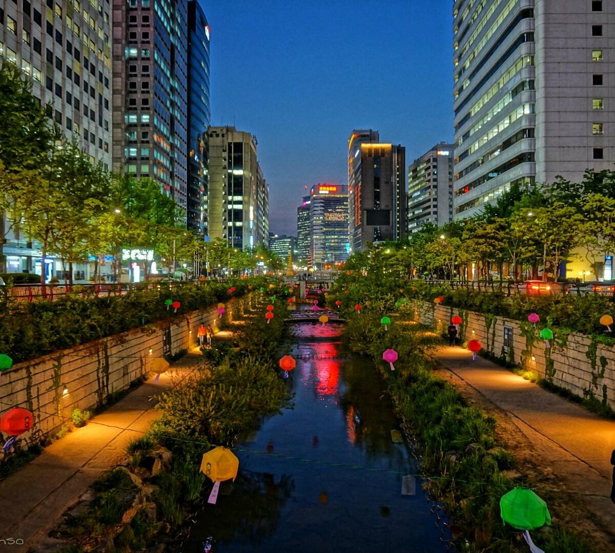 Cheonggyecheon Stream Seoul All You Need To Know Before You Go