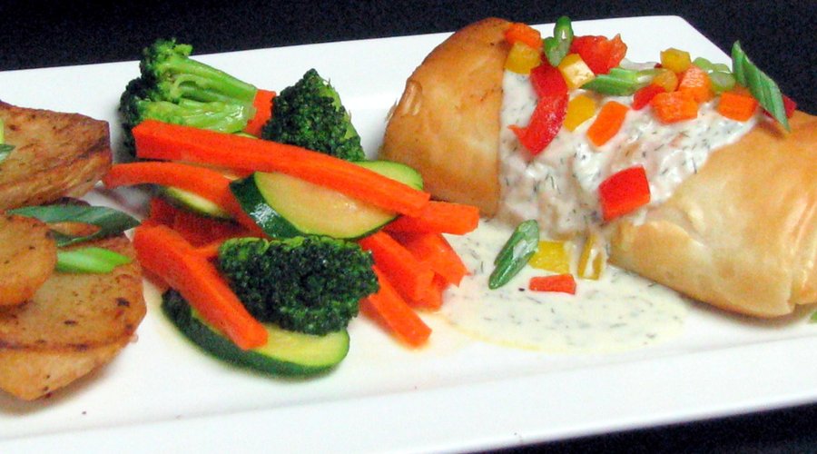 Baked Haddock in Phyllo pastry with garlic & dill cream sauce