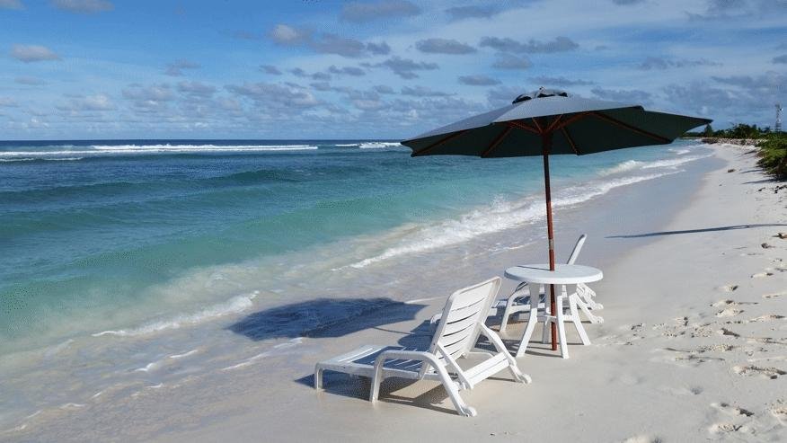 Villingili Beach