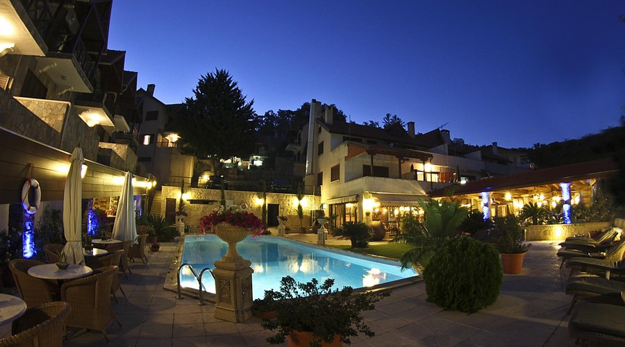 Night time overview of Skylight