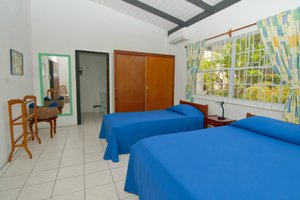 Room & Suite