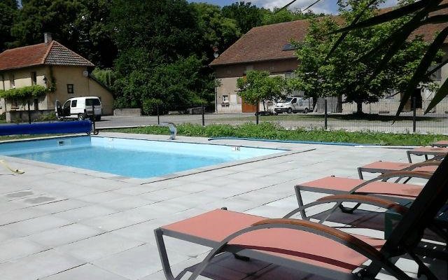 Nouveauté 2014, piscine chauffée en été.