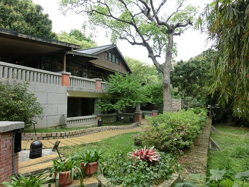 Beitou On A Rainy Day, Small Front Yard Landscaping Ideas On A Budget Taoyuan