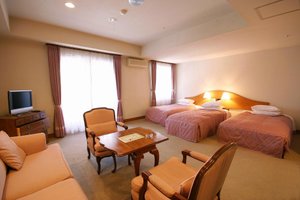 Room & Suite
