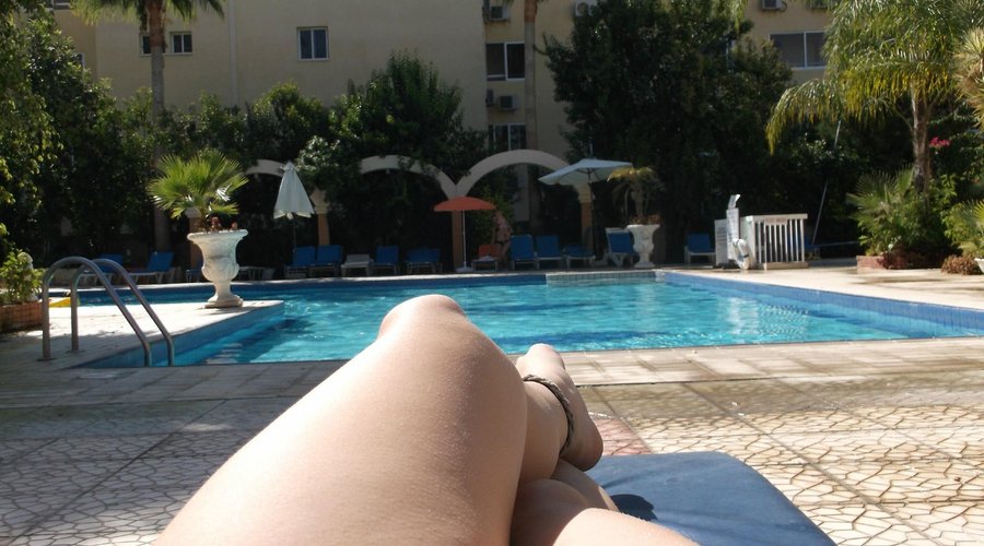 relaxing pool....