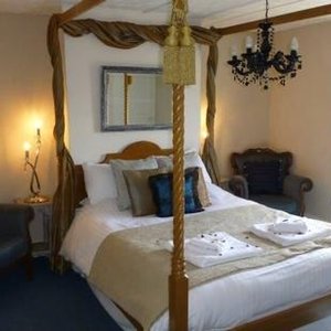 Cosy Cottage Bedroom