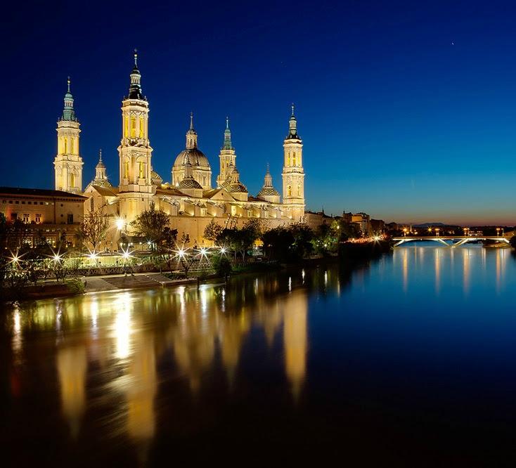 Basilica De Nuestra Senora Del Pilar (Zaragoza) - 2022 Alles Wat U Moet ...