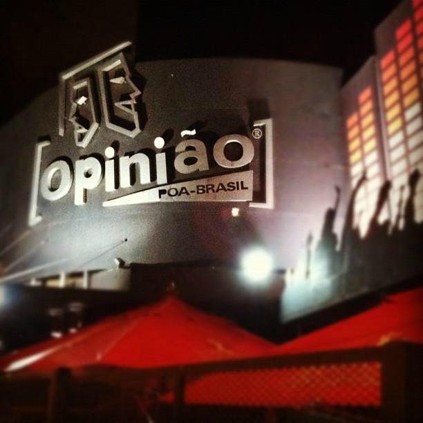 OPNIÃO 