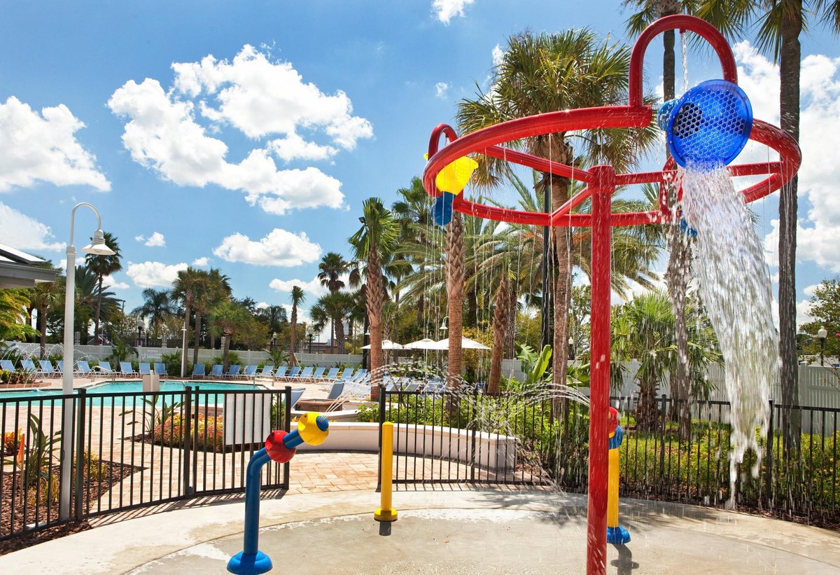 Four Points by Sheraton Orlando International Drive Pool: Pictures ...