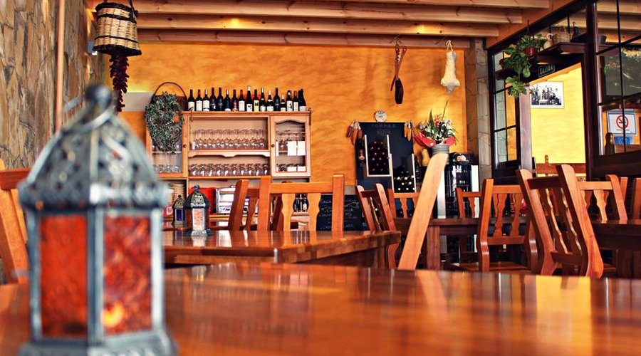 Tasca Restaurante El Carraca. Every day, cooking with love.