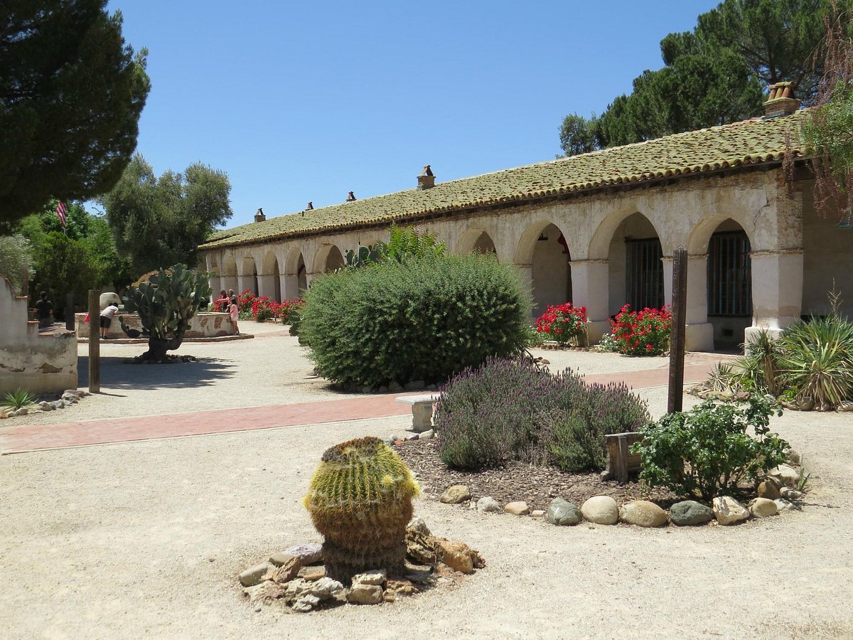 San Miguel Arcángel - California Missions