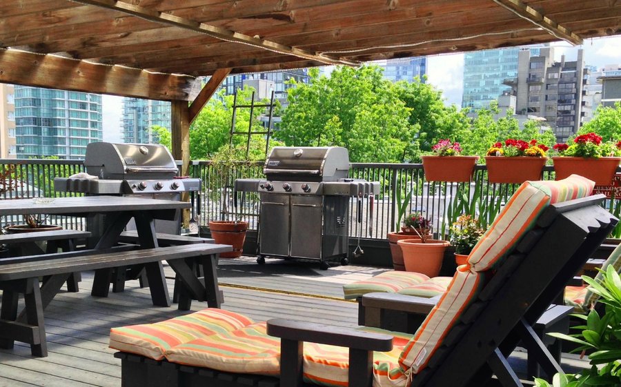 Rooftop patio with BBQ