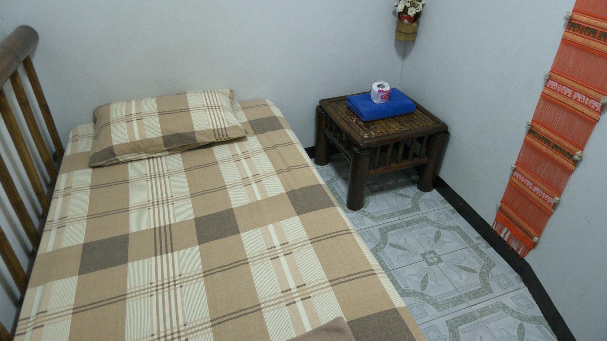 Be Beez Cafe & Guesthouse by null