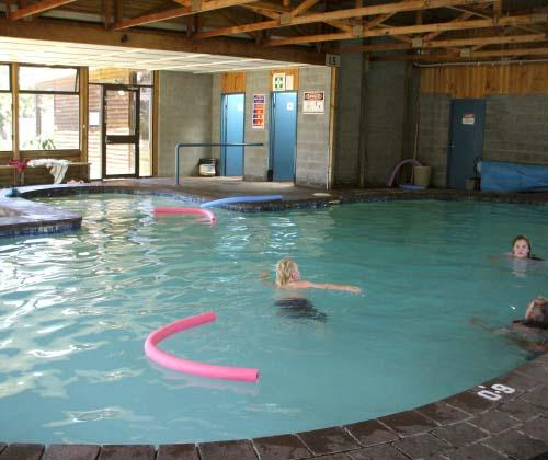 Richmond Caravan and Cabin Park Pool Pictures Reviews Tripadvisor