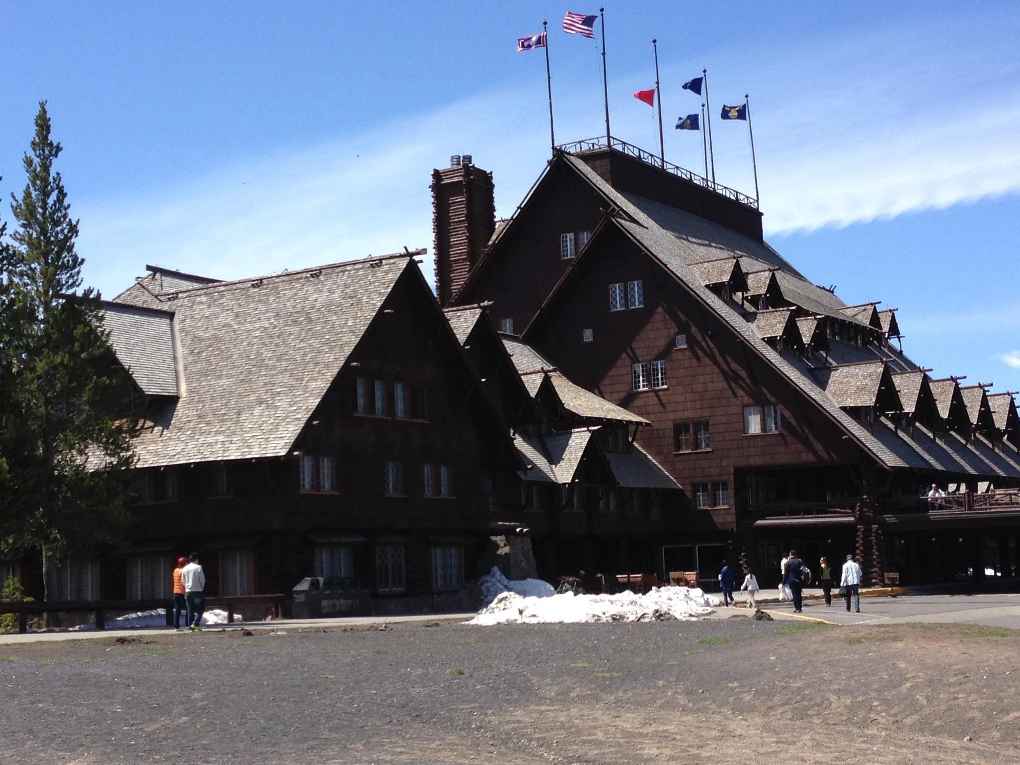 Old Faithful Inn (Yellowstone National Park) - All You Need To Know ...